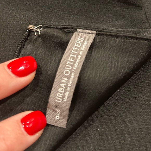 Black slip dress - Picture 2 of 3